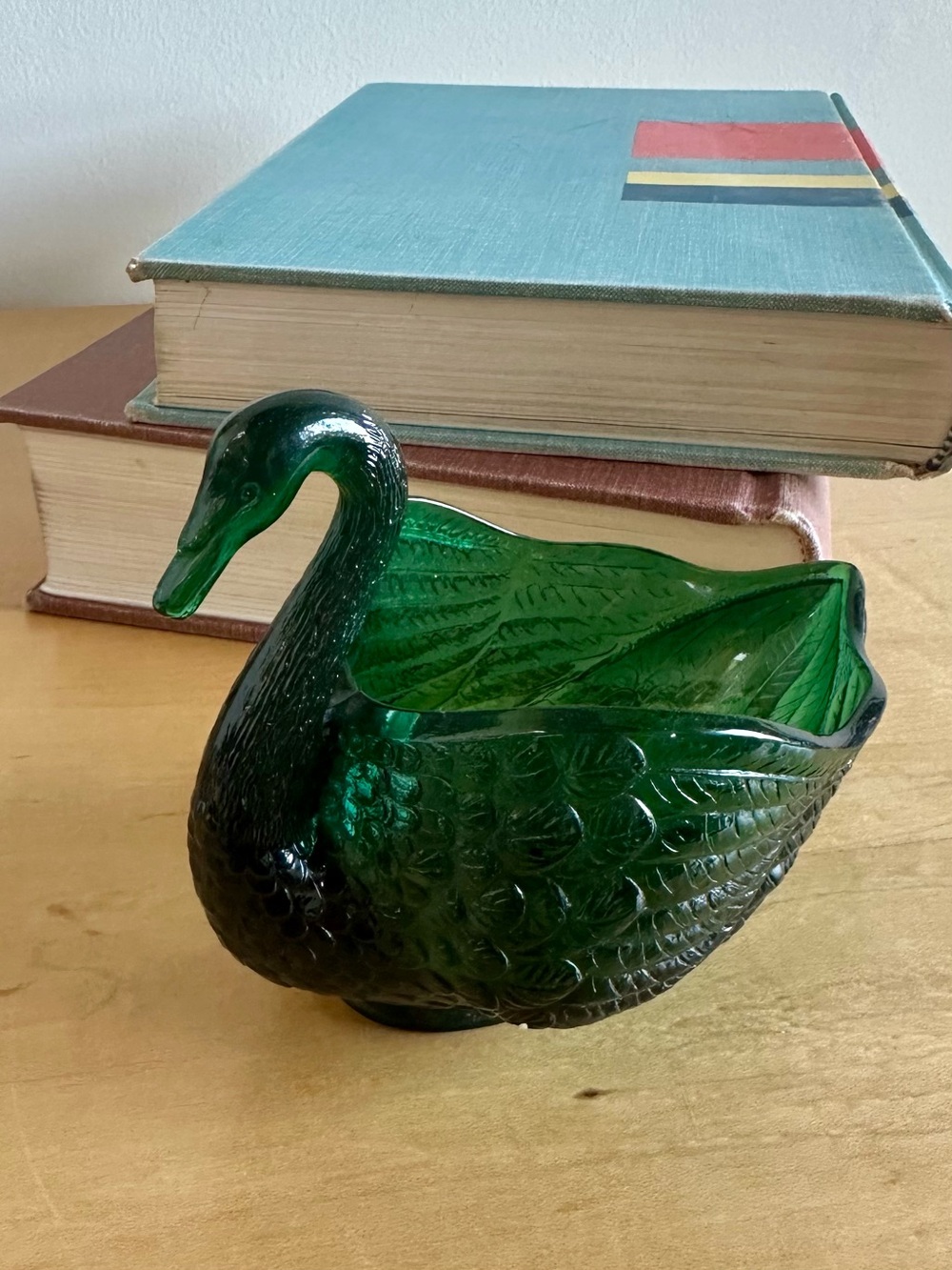 Vintage Imperial Glass Emerald Green Swan Trinket Dish Open Salt Mid Century